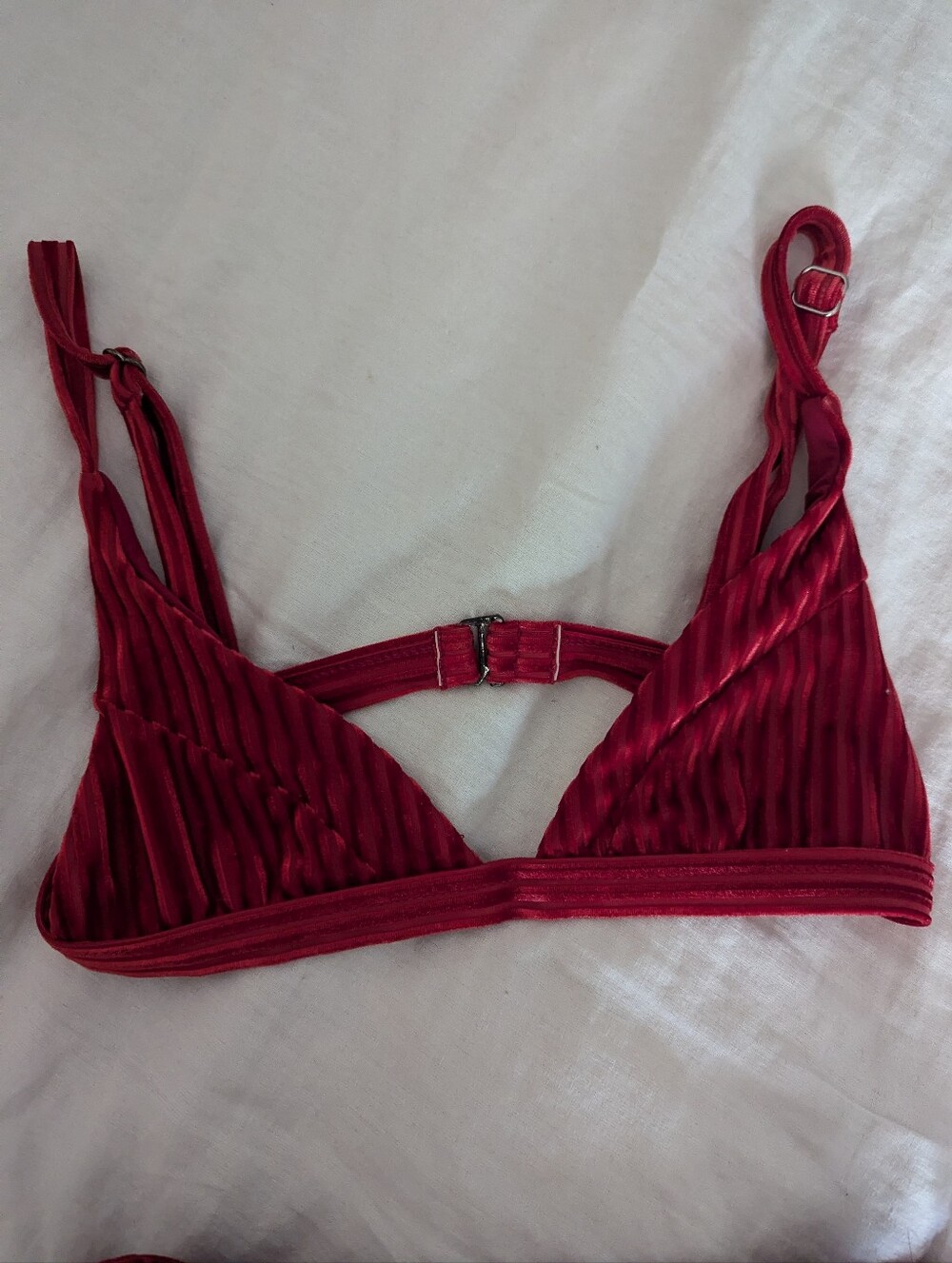 Dippinโ Daisyโs Red Ribbed Velvet High-Waisted Bikini Set โ Size Small - Picture 3 of 7